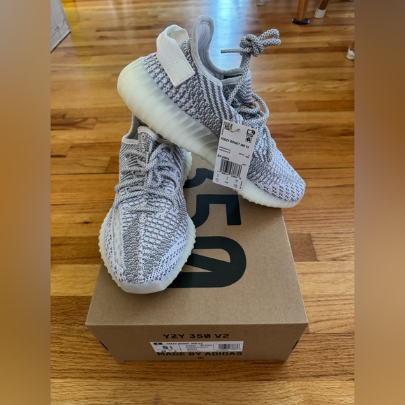 adidas Other - Adidas Yeezy Boost 350 V2